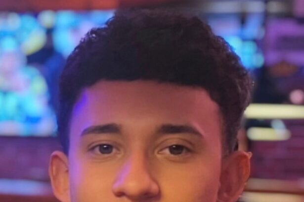 us citizen shot and killed by federal immigration agent last year new records show 6999156da99f5