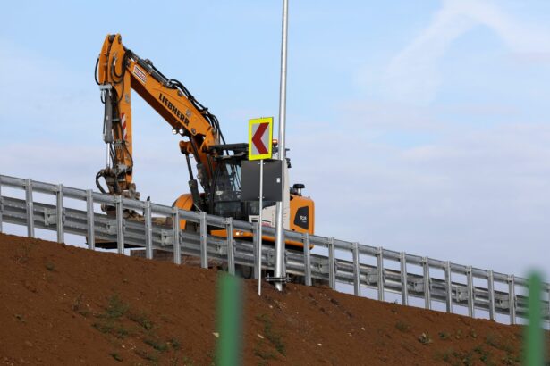 virgil popescu vrea ca drumul expres lugoj drobeta turnu severin craiova sofia sa poata fi finantat din fonduri europene 699b14df1416d