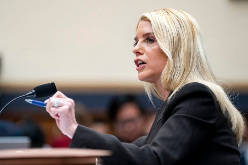 youre a washed up loser lawyer pam bondi taunts democrats over epstein 698cddae58324