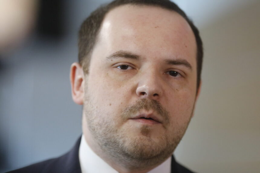 alexandru rogobete anunta infiintarea unui grup de monitorizare a medicamentelor nu vorbim despre o criza in acest moment dar ar fi iresponsabil sa ignoram semnalele din piata 69c2cd103491b