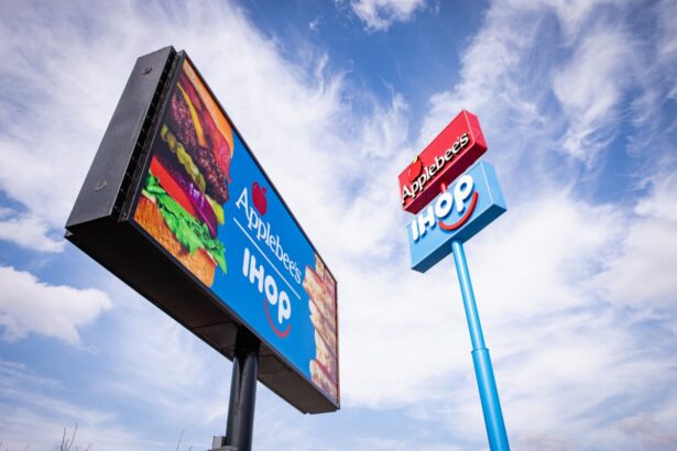 applebees and ihop unite will new dual restaurant tempt back us diners 69bd38257d7e4