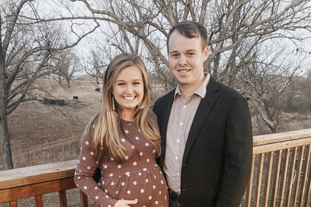 arkansas police arrest kendra duggar on child abuse charges 69c042511de4e