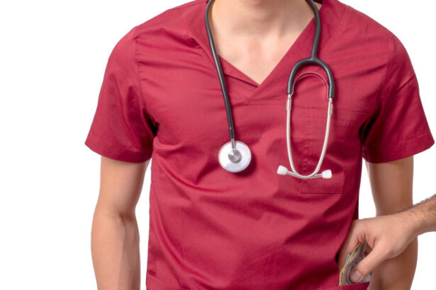 ce raspunde ministrul sanatatii intrebat daca a dat sau a luat vreodata spaga cat a fost medic 69c7bea23b4c4