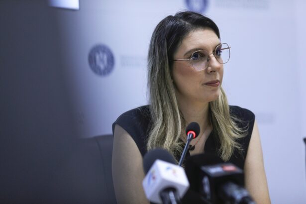 coalitia in fata unui nou scandal psd voteaza motiunea impotriva ministrei mediului diana buzoianu replica data de usr 69c6572159b4c