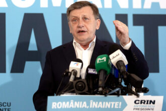 crin antonescu eu cred ca aceasta coalitie nu merge cred ca ar fi trebuit mai multa cumpanire atunci cand s a constituit guvernul ce a declarat despre alegeri anticipate 69c96ba2d108b