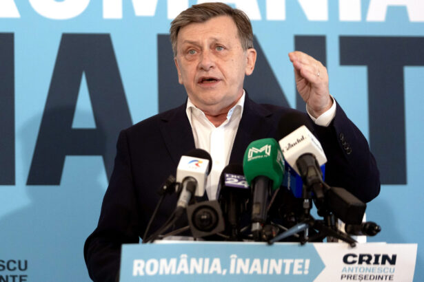 crin antonescu eu cred ca aceasta coalitie nu merge cred ca ar fi trebuit mai multa cumpanire atunci cand s a constituit guvernul ce a declarat despre alegeri anticipate 69c96ba2d108b