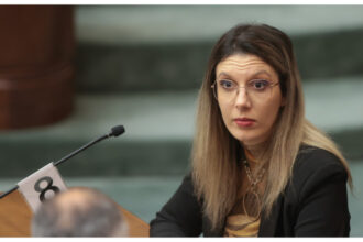 diana buzoianu a depus un proiect in parlament hartuirea sexuala pedepsita chiar si fara relatie de munca intre victima si agresor 69c53c64472c9