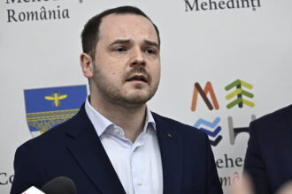 rogobete cineva a spus sa lasam masinile acasa nu pot lasa ambulantele in garaj 69ca4718e3dfe