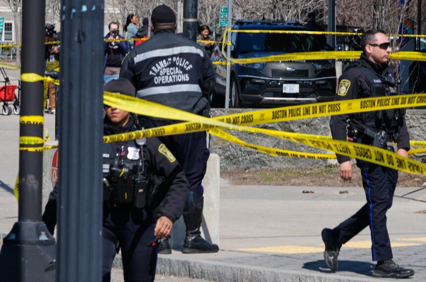 six people sent to hospital after man threatened to stab boston bus driver 69bdab4360972