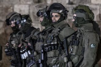 the saddest day for muslim worshippers in jerusalem al aqsa mosque closed at eid 69bd128c5d7ba