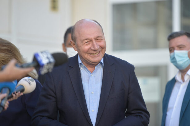traian basescu romania are dreptul sa judece altfel decat statele europene relatia sa cu america filmulet cu o dansatoare din bordel exemplu de propaganda de ra 69cc0ff3b75d1