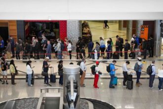 trump threatens to send ice to airports on monday amid dhs funding standoff 69bf02ab8d548