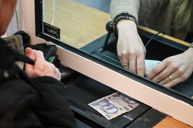 ultimele zile pentru reducerea de 10 la impozite ce sume pot pierde contribuabilii daca nu achita taxele locale 69bb848d0bf7d