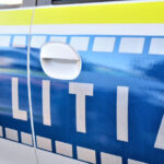 un copil de 5 ani a cazut de la etajul 8 al unui bloc din sectorul 2 politia capitalei face verificari 69c1780d44c06