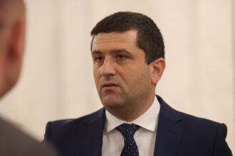 vicepremierul miruta nu suntem in situatia de a trimite soldati in stramtoarea ormuz ce spune despre amenintarile iranului 69c27c66511d8 scaled 1