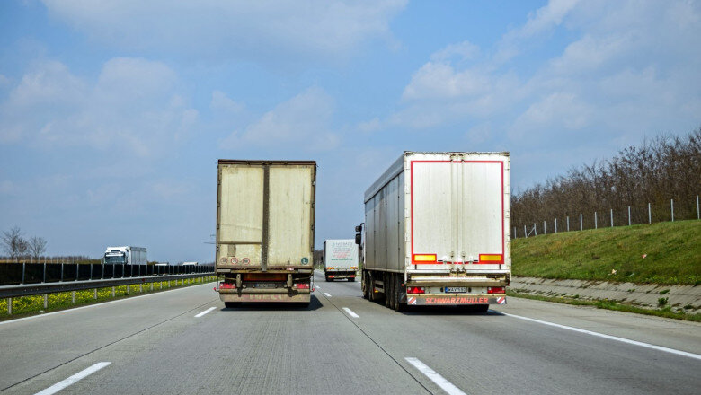 video noua migranti egipteni dintre care opt copii gasiti ascunsi intr un camion pe autostrada 69bfbe2766233