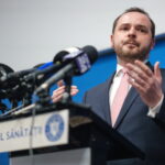 a discutat ministrul sanatatii cu premierul ilie bolojan despre procesul cu compania pfizer rogobete incercam sa vedem toate scenariile posibile 69ce67ef80e34