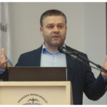 ciucu explica de ce vrea ca bucurestenii care au masini electrice si hibride sa plateasca parcare 69ce1226973b3