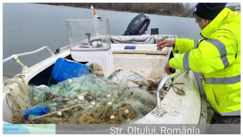 comisarii garzii de mediu au scos peste 6 kilometri de plase ilegale si sute de kilograme de peste braconat din ape 69d3f2d2bd1ad