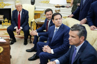 donald trump refuza invitatia de a veni in romania marco rubio ar putea ajunge la bucuresti 69d376bd0bbfd