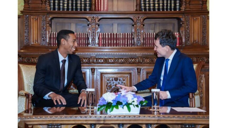 exclusiv la masa se asaza pentru a construi nu pentru ura ambasadorul cubei in romania alexander valentin rodriguez salazar explica ce nu inteleg europenii despre cuba 69d7acd4d806a