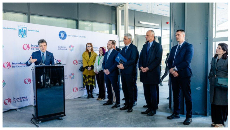 nicusor dan a vizitat centrul de mari arsi din timisoara se intampla si lucruri bune in romania 69d53194e33a7