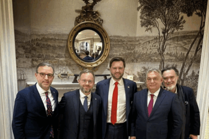 oficial jd vance ajunge la budapesta cu cateva zile inainte de alegerile cruciale ca sa l sustina pe viktor orban 69ced71421483