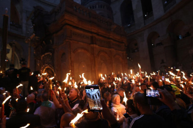 sfanta lumina va fi adusa astazi in romania de la ierusalim care e planul de rezerva daca situatia din orientul mijlociu se complica 69d9e196b3107