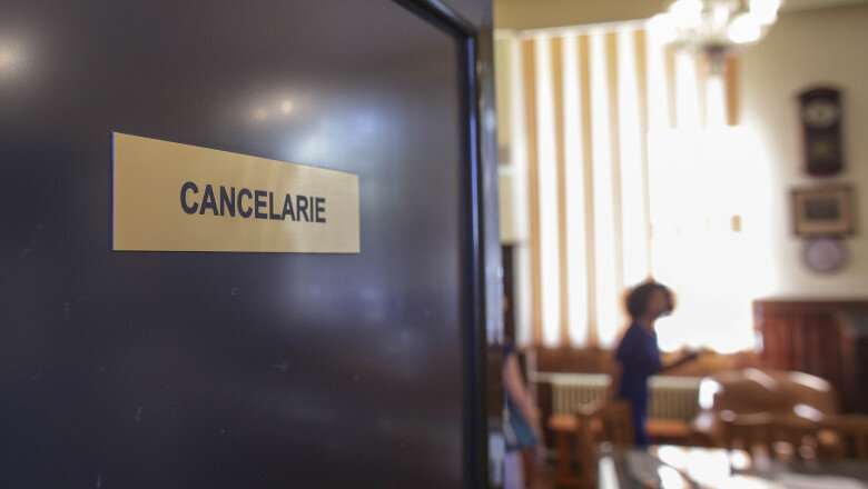 sindicalistii din educatie acuza blocarea platilor stabilite de instante sumele peste 10 000 de lei amanate 69cd625e6abd7