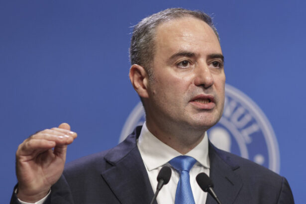 video alexandru nazare anunta schimbari la anaf nu vor mai fi pile nu vor mai fi hartii toate bunurile sechestrate pe platforma online 69d8d659308cc