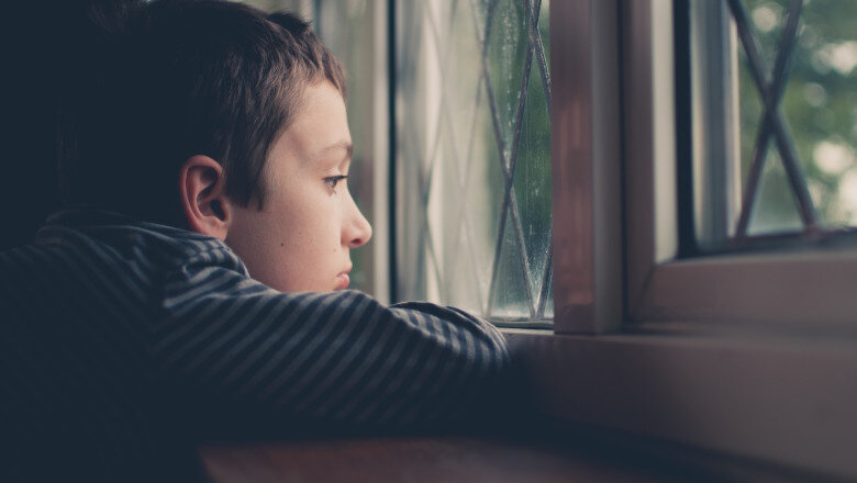 video paste departe de familie drama copiilor ai caror parinti muncesc peste hotare se confrunta cu sentimente de abandon 69d88459a0b7e