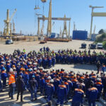 videofoto a 10 a zi de protest la santierul naval mangalia angajatii ies din nou in curte in ciuda deciziei guvernului privind salariile 69cd0a7f68716