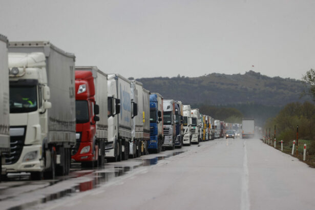 doi aliati ai rusilor construiesc o ruta de transport intre china si europa care ocoleste rusia 6a1c48e8b0dc7