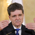 nicusor dan huiduit la galati dupa atacul cu drona ruseasca avem patru proiecte intrebat despre protectia oamenilor a invocat lipsa echipamentelor anti drona 6a19bafceefbe