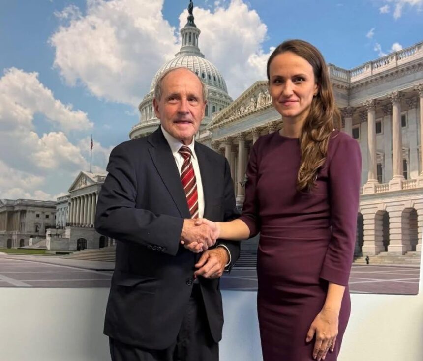 oana toiu presedintele comisiei pentru relatii externe din senatul sua a reafirmat sprijinul pentru romania si nato 6a1bf11fb0f10